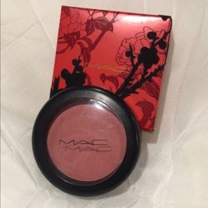 Mac blush